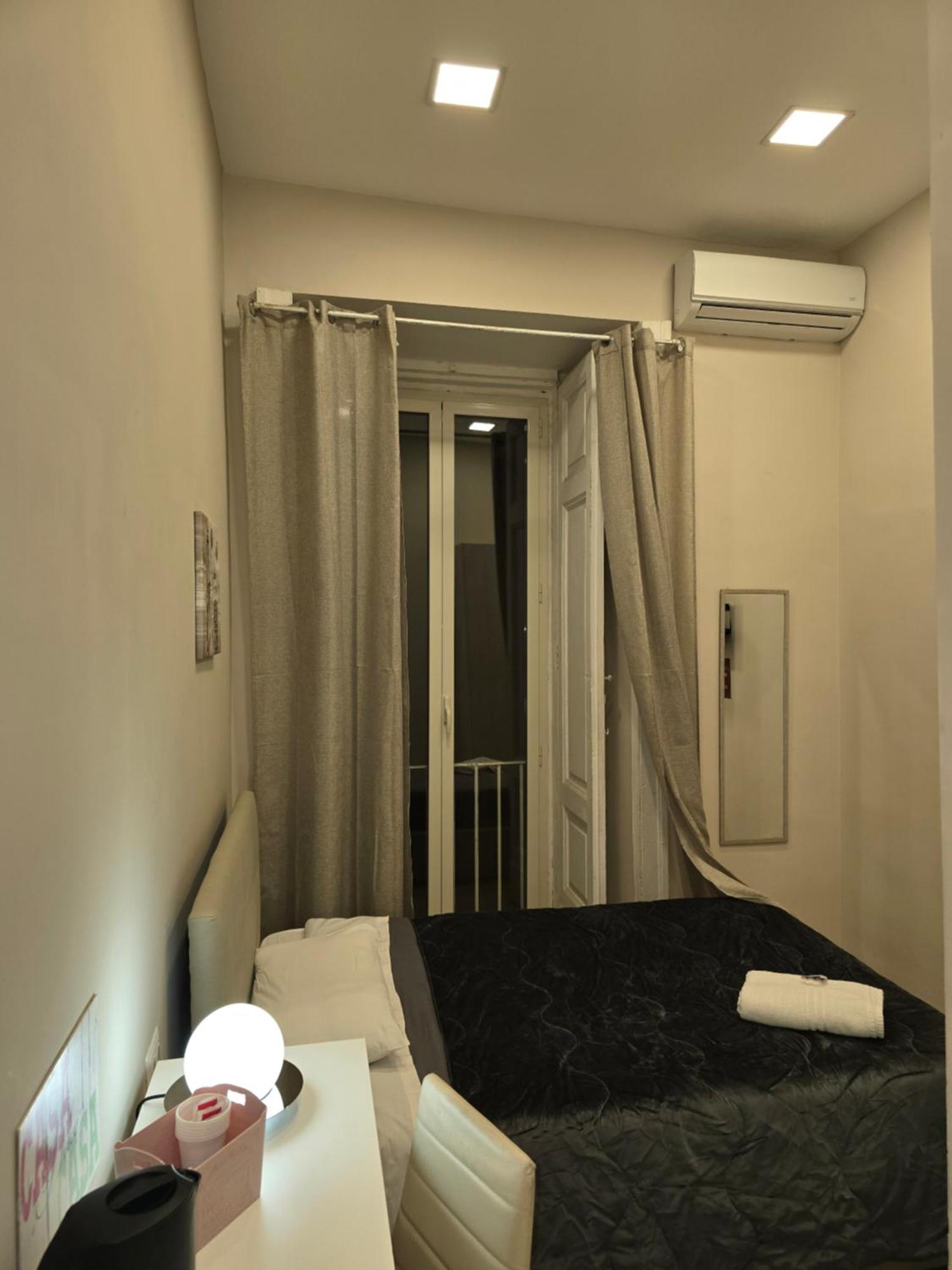 Residenza Esposito Hotel Napels Kamer foto